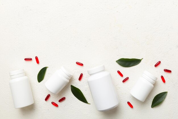 Dietary Supplements: Risks & Benefits in 2025 Analysis