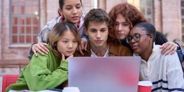 How Data Analytics Helps US Educators Support At-Risk Students How Data Analytics Helps US Educators Support At-Risk Students - Cover Image
